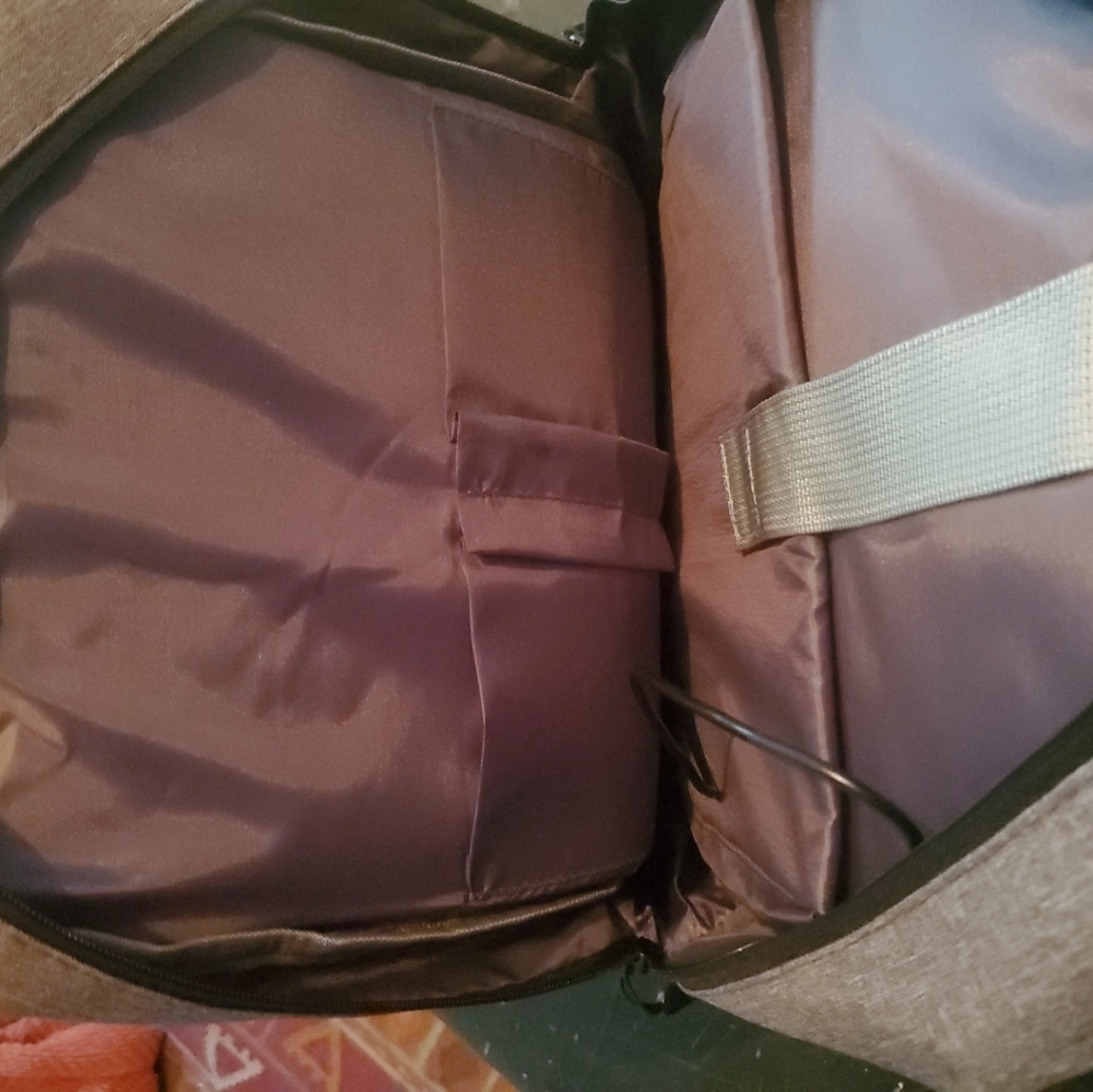 Legendary Gray Computer Backpack Bag Laptops, Ext… - image 7